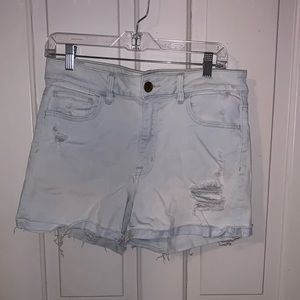 Light Wash American Eagle High Rise Shortie